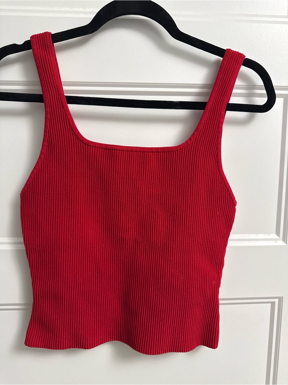 Aritzia Babaton Sculpt Knit Square Neck Tank Red L
